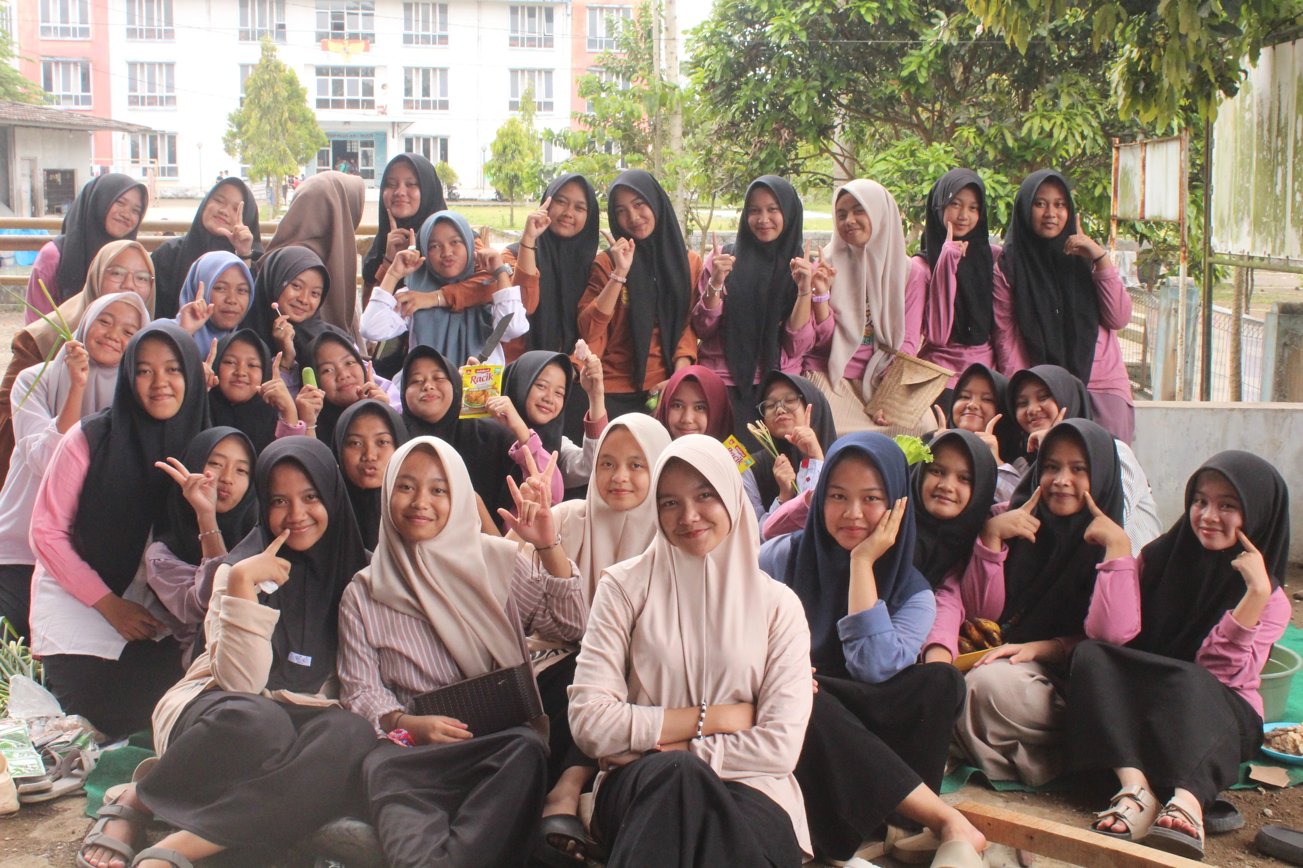 MOMEN KEBERSAMAAN
